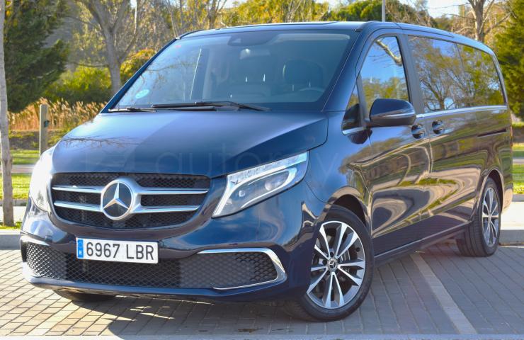 Turismos Todo Terrenos y Furgonetas - Mercedes CLASE V 300d LARGO 7G-DCT AVANTGARDE 7 PLAZAS - Coches de segunda mano en Valladolid