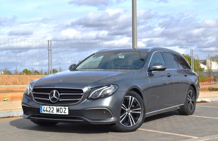 Turismos Todo Terrenos y Furgonetas - Mercedes E 220 d ESTATE AVANTGARDE 9G-DCT  - Coches de segunda mano en Valladolid
