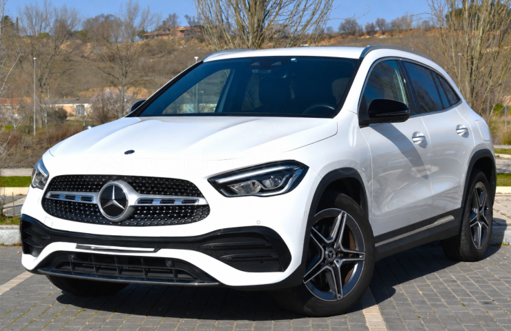 Turismos Todo Terrenos y Furgonetas - Mercedes GLA 250e PHEV HIBRIDO AMG LINE 7G-DCT Etiqueta 0 - Coches de segunda mano en Valladolid
