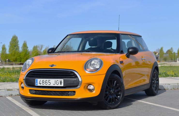 Turismos Todo Terrenos y Furgonetas - Mini One D 3p 95 cv  VOLCANIC ORANGE ¡¡ SOLO 31.000 kms !!  - Coches de segunda mano en Valladolid