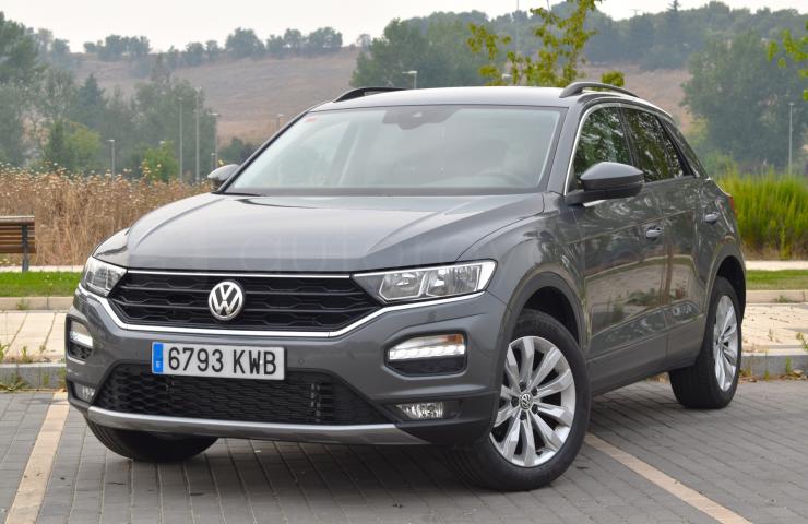 Turismos Todo Terrenos y Furgonetas - Volkswagen T-ROC 2.0 TDI 115CV ADVANCED - Coches de segunda mano en Valladolid