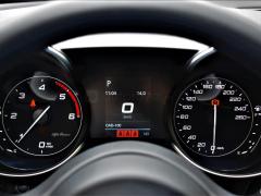 https://www.autoroyal.es/media/com_expautospro/images/big/turismos_todo_terrenos_y_furgonetas_alfa_romeo_giulia_5f6c6b2f0bde8.JPG