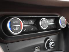 https://www.autoroyal.es/media/com_expautospro/images/big/turismos_todo_terrenos_y_furgonetas_alfa_romeo_stelvio_67e6c8063cf78.JPG