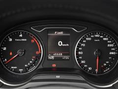 https://www.autoroyal.es/media/com_expautospro/images/big/turismos_todo_terrenos_y_furgonetas_audi_a3_sportback_5e428ab375279.JPG