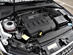 https://www.autoroyal.es/media/com_expautospro/images/big/turismos_todo_terrenos_y_furgonetas_audi_a3_sportback_5e428ac038522.JPG
