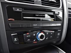 https://www.autoroyal.es/media/com_expautospro/images/big/turismos_todo_terrenos_y_furgonetas_audi_a5_sportback_5e6a5daa18d20.JPG