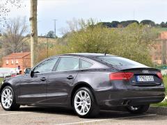 https://www.autoroyal.es/media/com_expautospro/images/big/turismos_todo_terrenos_y_furgonetas_audi_a5_sportback_5e6a5db9ad21d.JPG