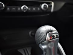 https://www.autoroyal.es/media/com_expautospro/images/big/turismos_todo_terrenos_y_furgonetas_audi_q2_636a3dbe4e36c.JPG