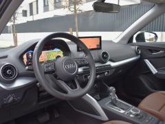 https://www.autoroyal.es/media/com_expautospro/images/big/turismos_todo_terrenos_y_furgonetas_audi_q2_67a49eb7993ca.JPG