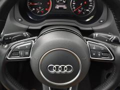 https://www.autoroyal.es/media/com_expautospro/images/big/turismos_todo_terrenos_y_furgonetas_audi_q3_60897773bec2c.JPG