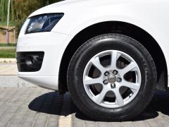 https://www.autoroyal.es/media/com_expautospro/images/big/turismos_todo_terrenos_y_furgonetas_audi_q5_6315dfb256860.JPG