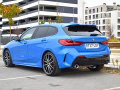 https://www.autoroyal.es/media/com_expautospro/images/big/turismos_todo_terrenos_y_furgonetas_bmw_118_d_6abbfc01e3a32.JPG