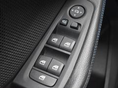 https://www.autoroyal.es/media/com_expautospro/images/big/turismos_todo_terrenos_y_furgonetas_bmw_118_d_6abbfc1056f5c.JPG