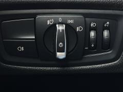 https://www.autoroyal.es/media/com_expautospro/images/big/turismos_todo_terrenos_y_furgonetas_bmw_118i_6574628325f7e.JPG