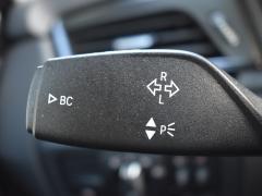 https://www.autoroyal.es/media/com_expautospro/images/big/turismos_todo_terrenos_y_furgonetas_bmw_216d_6a106a3b00e90.JPG