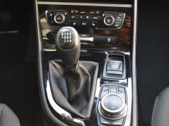 https://www.autoroyal.es/media/com_expautospro/images/big/turismos_todo_terrenos_y_furgonetas_bmw_216d_6a106a3e94fad.JPG