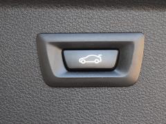 https://www.autoroyal.es/media/com_expautospro/images/big/turismos_todo_terrenos_y_furgonetas_bmw_216d_6a106a41ab2ee.JPG