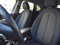 https://www.autoroyal.es/media/com_expautospro/images/big/turismos_todo_terrenos_y_furgonetas_bmw_216d_6a106a44804f8.JPG