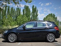 https://www.autoroyal.es/media/com_expautospro/images/big/turismos_todo_terrenos_y_furgonetas_bmw_220d_60b8b9455c6a5.JPG