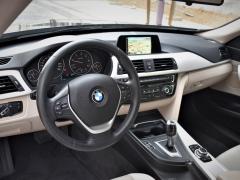 https://www.autoroyal.es/media/com_expautospro/images/big/turismos_todo_terrenos_y_furgonetas_bmw_318_d_646fa58728600.JPG