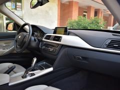 https://www.autoroyal.es/media/com_expautospro/images/big/turismos_todo_terrenos_y_furgonetas_bmw_318d_gt_60f5998297f9f.JPG