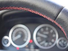 https://www.autoroyal.es/media/com_expautospro/images/big/turismos_todo_terrenos_y_furgonetas_bmw_318d_gt_62979395b4dbe.JPG