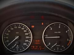 https://www.autoroyal.es/media/com_expautospro/images/big/turismos_todo_terrenos_y_furgonetas_bmw_320d_5f7b4eb305df4.JPG