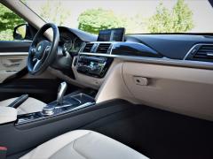 https://www.autoroyal.es/media/com_expautospro/images/big/turismos_todo_terrenos_y_furgonetas_bmw_320d_615d84be9ddd9.JPG