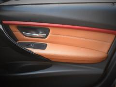 https://www.autoroyal.es/media/com_expautospro/images/big/turismos_todo_terrenos_y_furgonetas_bmw_320d_6213b8c63ad69.JPG