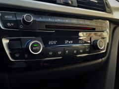 https://www.autoroyal.es/media/com_expautospro/images/big/turismos_todo_terrenos_y_furgonetas_bmw_320i_64e5d9ec51506.JPEG
