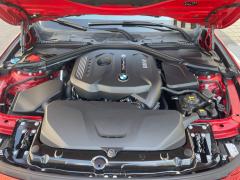 https://www.autoroyal.es/media/com_expautospro/images/big/turismos_todo_terrenos_y_furgonetas_bmw_320i_64e5d9efd1ca3.JPEG