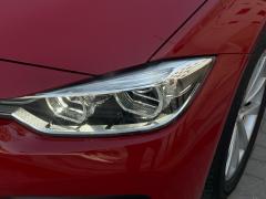 https://www.autoroyal.es/media/com_expautospro/images/big/turismos_todo_terrenos_y_furgonetas_bmw_320i_64e5d9f003641.JPEG