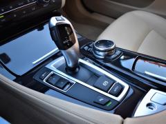https://www.autoroyal.es/media/com_expautospro/images/big/turismos_todo_terrenos_y_furgonetas_bmw_520d_6034eb4c5b82c.JPG
