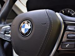 https://www.autoroyal.es/media/com_expautospro/images/big/turismos_todo_terrenos_y_furgonetas_bmw_520d_6091660f5d01b.JPG