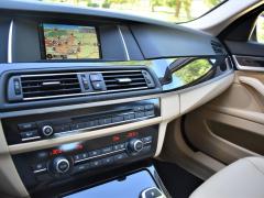 https://www.autoroyal.es/media/com_expautospro/images/big/turismos_todo_terrenos_y_furgonetas_bmw_525d_5f2acab532918.JPG