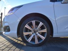 https://www.autoroyal.es/media/com_expautospro/images/big/turismos_todo_terrenos_y_furgonetas_citroen_c4_66e7f25b1b159.JPG