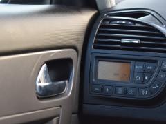https://www.autoroyal.es/media/com_expautospro/images/big/turismos_todo_terrenos_y_furgonetas_citroen_c4_grand_picasso_673cd360ed8c2.JPG