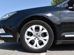 https://www.autoroyal.es/media/com_expautospro/images/big/turismos_todo_terrenos_y_furgonetas_citroen_c5_6a326f7b7b6b0.JPG