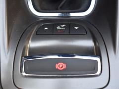https://www.autoroyal.es/media/com_expautospro/images/big/turismos_todo_terrenos_y_furgonetas_citroen_c5_6a326f7e8e719.JPG