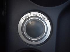 https://www.autoroyal.es/media/com_expautospro/images/big/turismos_todo_terrenos_y_furgonetas_citroen_c_crosser_634e7d8b97331.JPG