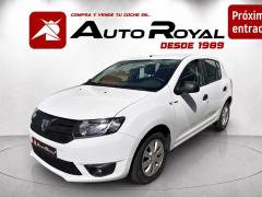 https://www.autoroyal.es/media/com_expautospro/images/big/turismos_todo_terrenos_y_furgonetas_dacia_sandero_6a3e2b2741456.jpeg
