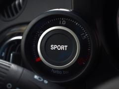https://www.autoroyal.es/media/com_expautospro/images/big/turismos_todo_terrenos_y_furgonetas_fiat_abarth_64593b6569d7c.JPG