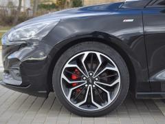 https://www.autoroyal.es/media/com_expautospro/images/big/turismos_todo_terrenos_y_furgonetas_ford_focus_63d7ec128cef7.JPG