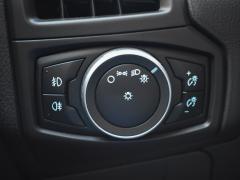 https://www.autoroyal.es/media/com_expautospro/images/big/turismos_todo_terrenos_y_furgonetas_ford_focus_6509d953613b2.JPG