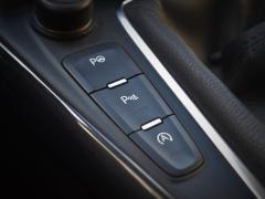 https://www.autoroyal.es/media/com_expautospro/images/big/turismos_todo_terrenos_y_furgonetas_ford_focus_6509d9568b8e6.JPG