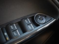 https://www.autoroyal.es/media/com_expautospro/images/big/turismos_todo_terrenos_y_furgonetas_ford_focus_6509d95a3bf1a.JPG