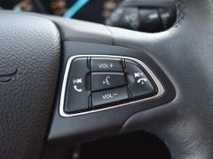 https://www.autoroyal.es/media/com_expautospro/images/big/turismos_todo_terrenos_y_furgonetas_ford_kuga_62d971e7b7d95.JPG