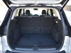 https://www.autoroyal.es/media/com_expautospro/images/big/turismos_todo_terrenos_y_furgonetas_ford_kuga_62d971eb922fa.JPG