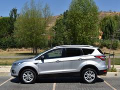 https://www.autoroyal.es/media/com_expautospro/images/big/turismos_todo_terrenos_y_furgonetas_ford_kuga_62d971ec42d16.JPG
