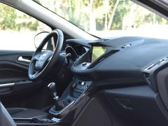 https://www.autoroyal.es/media/com_expautospro/images/big/turismos_todo_terrenos_y_furgonetas_ford_kuga_62d971ec6b60a.JPG